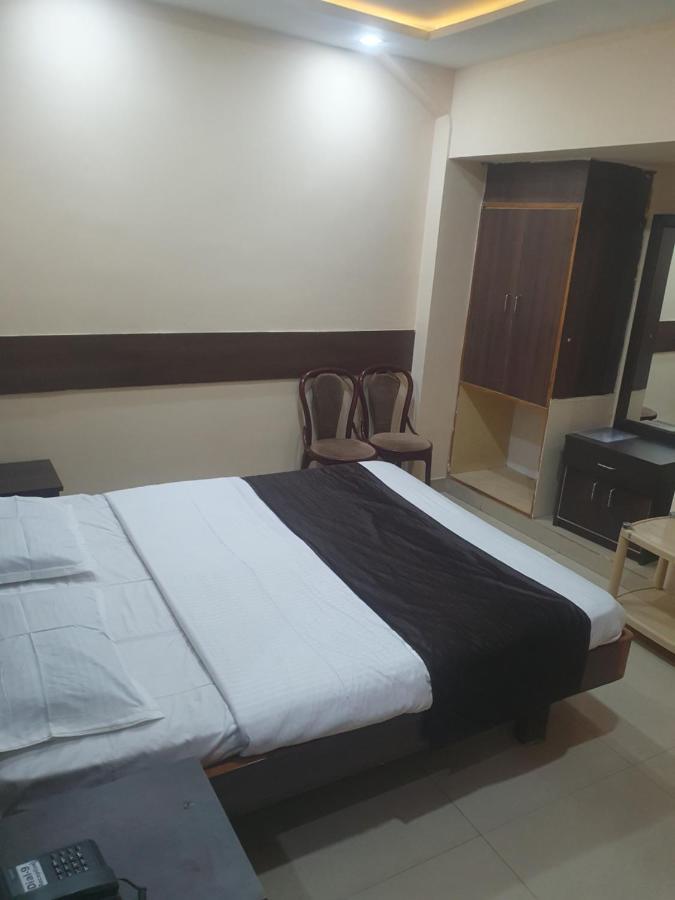 Hotel Anmol Ambikapur Dış mekan fotoğraf